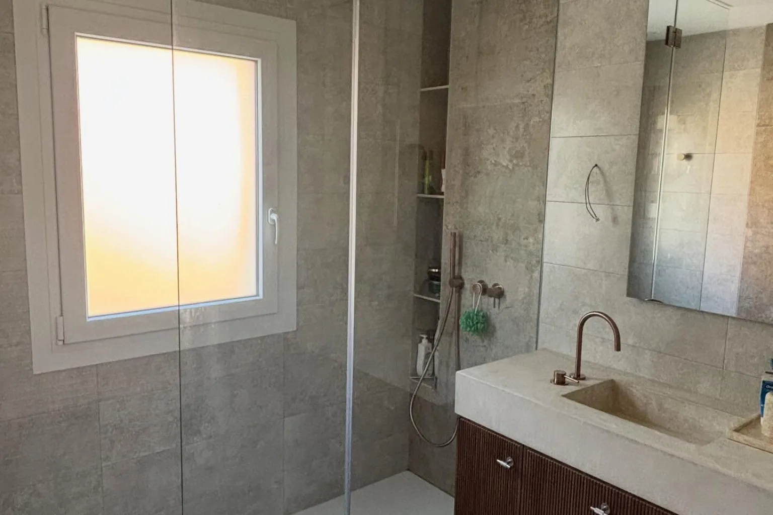 Mamparas de ducha y baño a medida